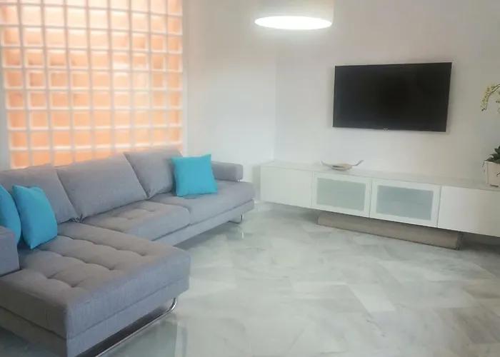 Marbella - Luxury & Spacious Next To Marriott Playa Andaluza - Private Heated Jacuzzi Сasa de vacaciones Estepona